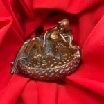 Bakır Renk Kadın Figürlü Kül Tablası