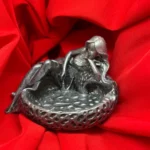 Gümüş Renk Kadın Figürlü Kül Tablası